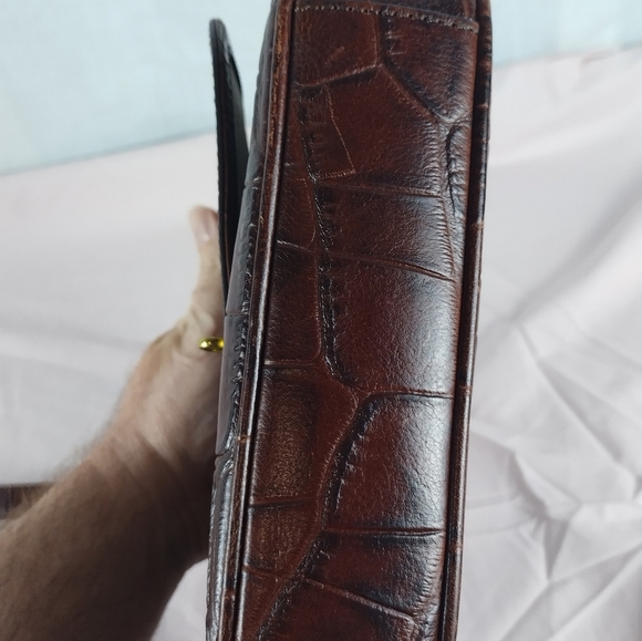 Fossil Brown Leather Turn Lock Croc Embossed Crossbody Bag w/ Key - Picture 7 of 16